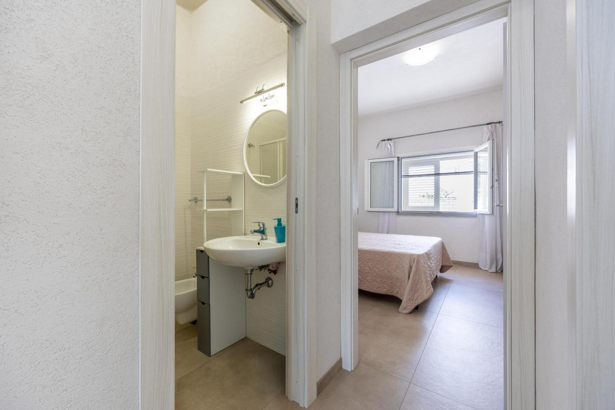 La Casa Di Zia Dedera Lägenhet Torre Santa Sabina Exteriör bild